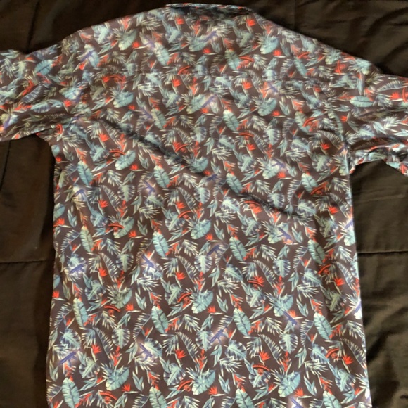 Greater Half GH Blue Golf Button Down Shirt Skulls Machine Guns Size XL - Picture 9 of 9